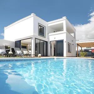 Abeto Villa